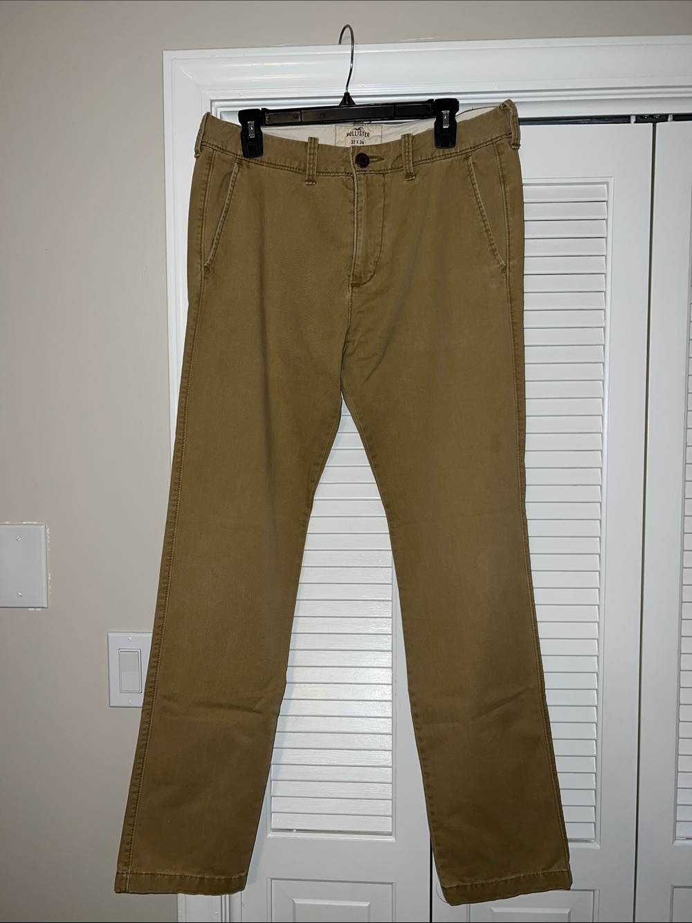 Hollister Men's Tan Chino Pants 32x34